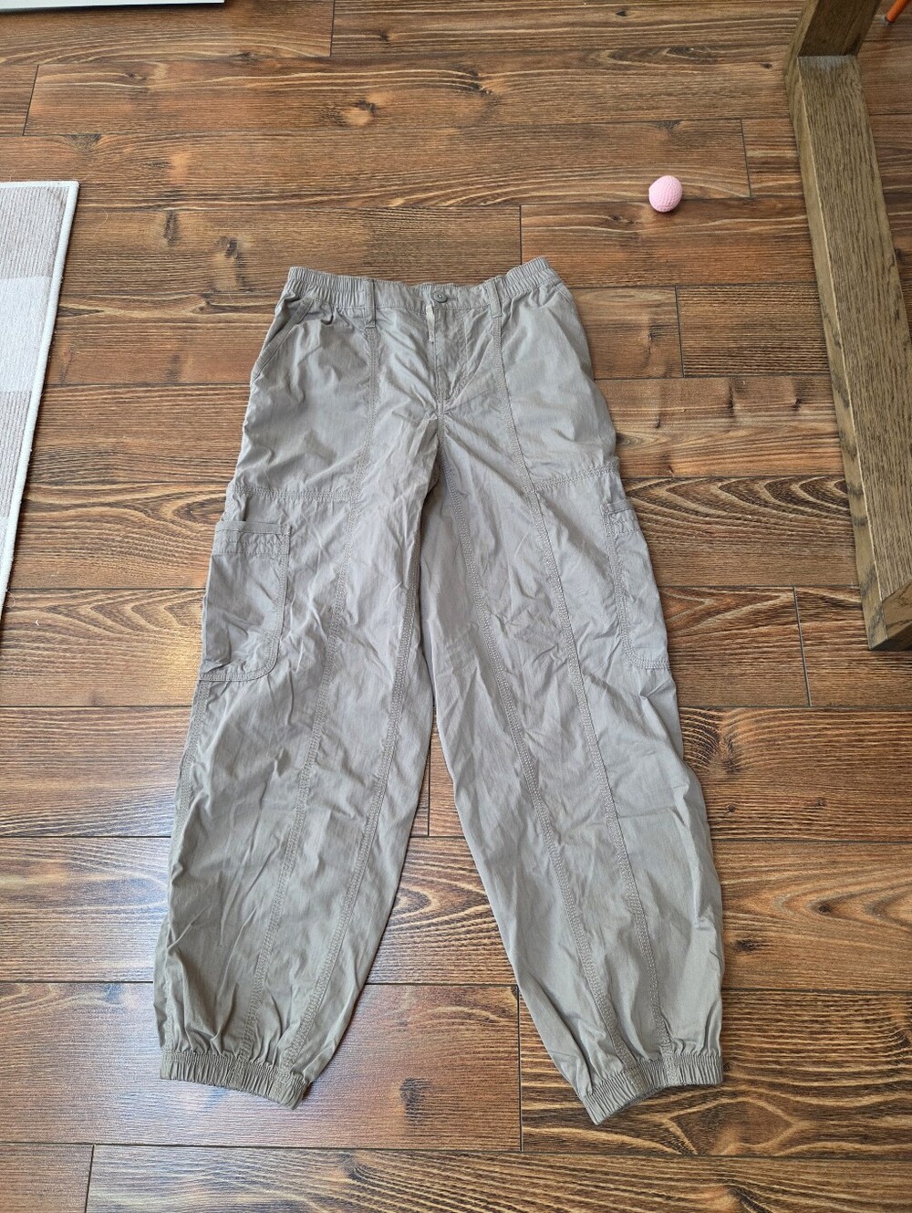 TNA Cargo Joggers Size Xs